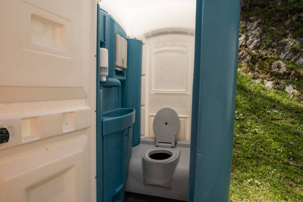 Best Porta potty rental for parties  in Wamac, IL